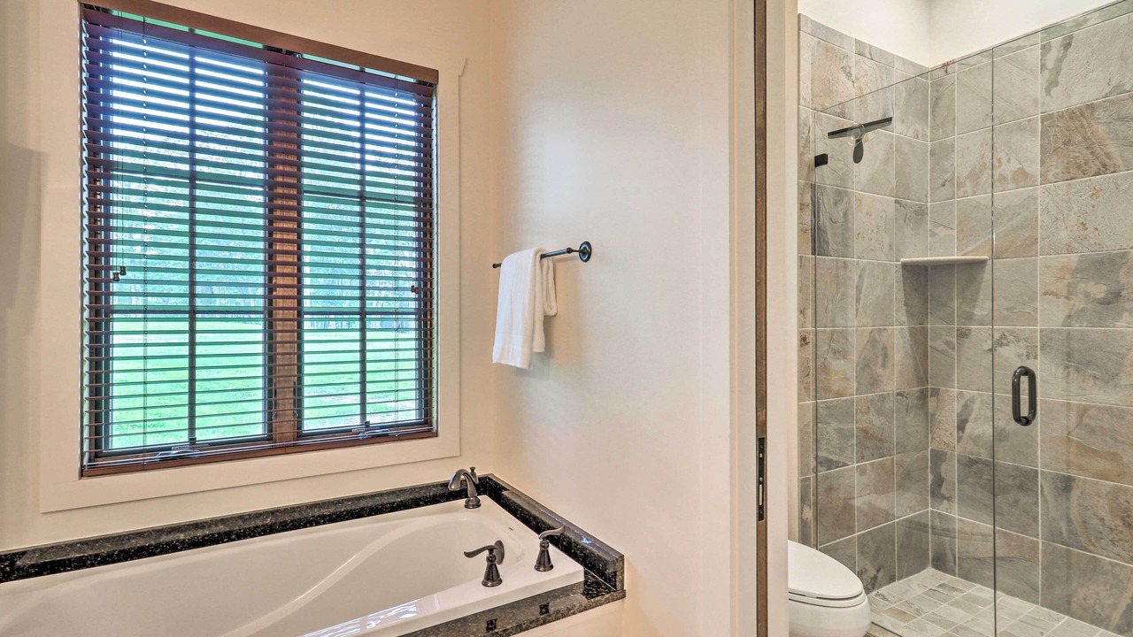 Photo of Bathroom in Glenville