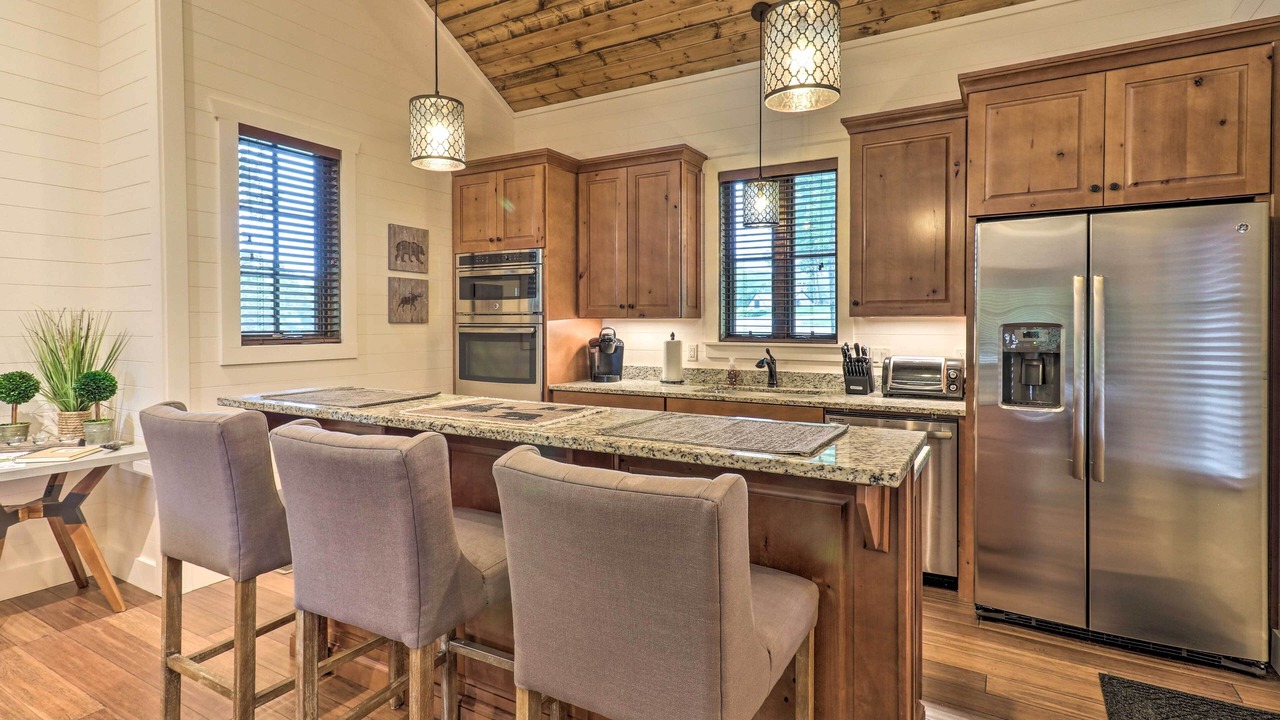 Photo of Kitchen in Glenville