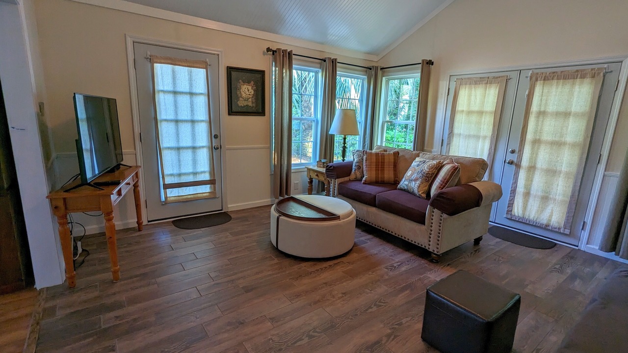 Photo of Bedroom in Surfside Beach
