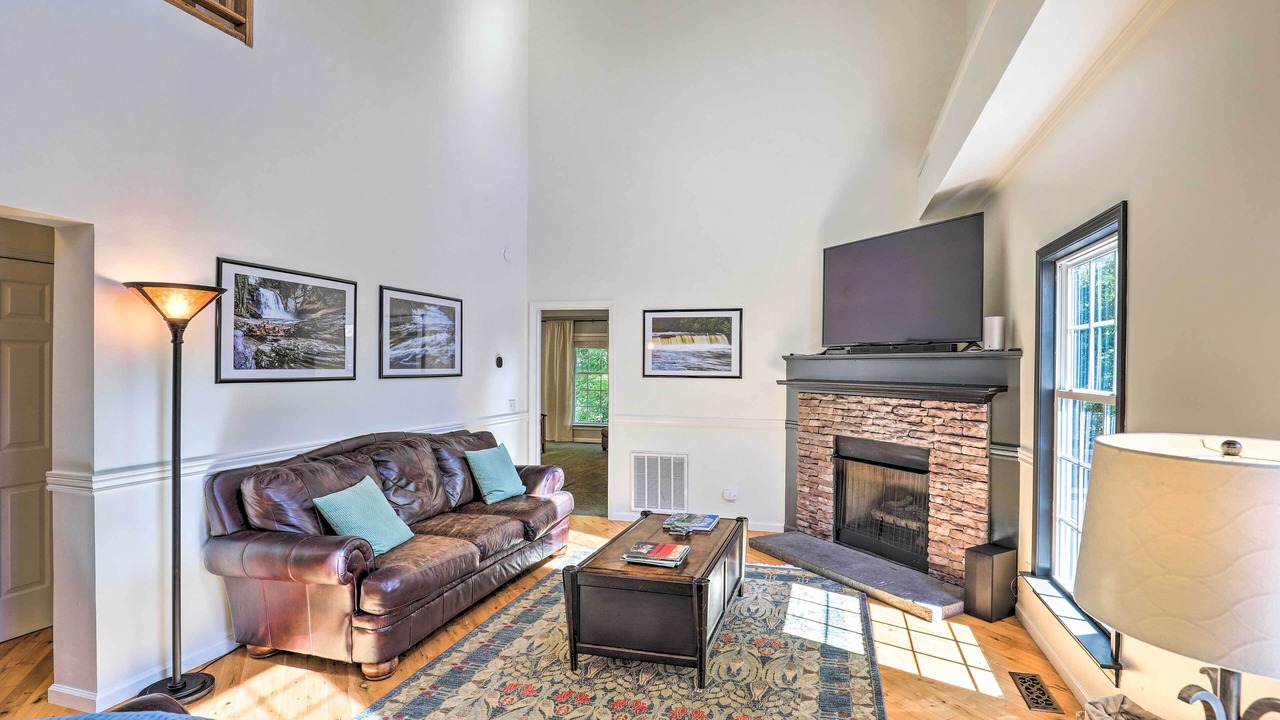 Photo of Bedroom in Pisgah Forest