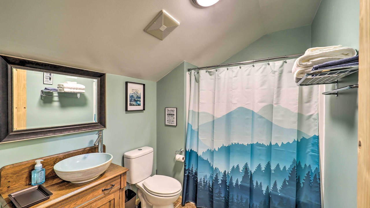 Photo of Bathroom in Newland