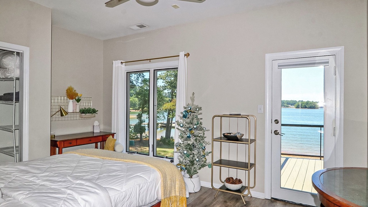 Photo of Bedroom in Mooresville