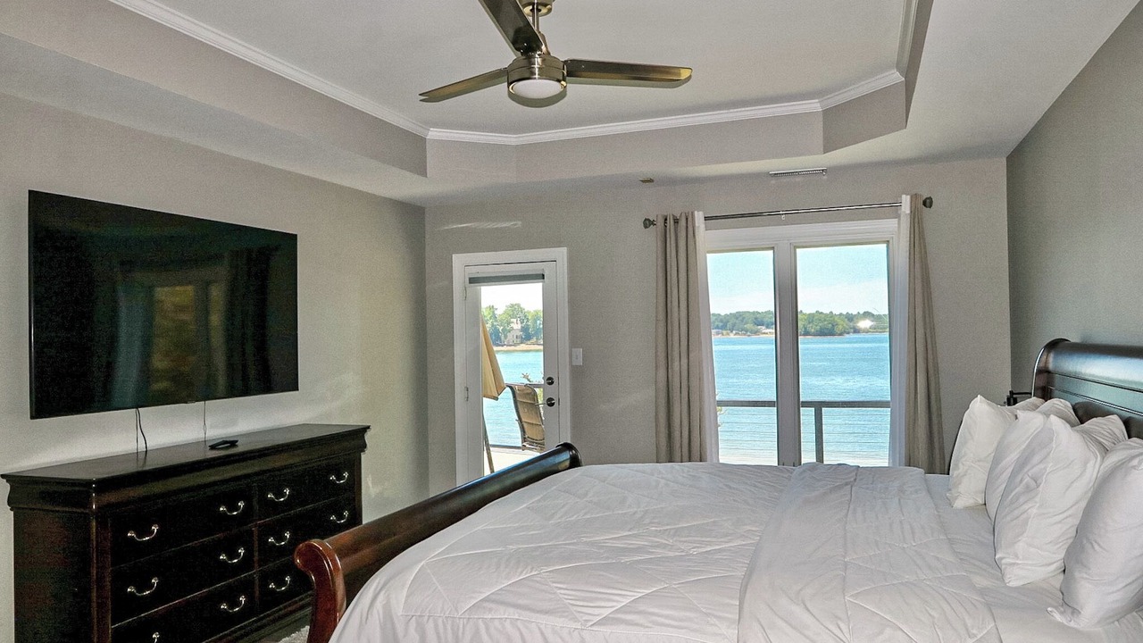 Photo of Bedroom in Mooresville