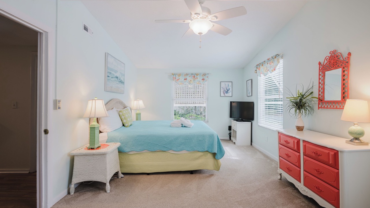 Photo of Bedroom in Folly Field