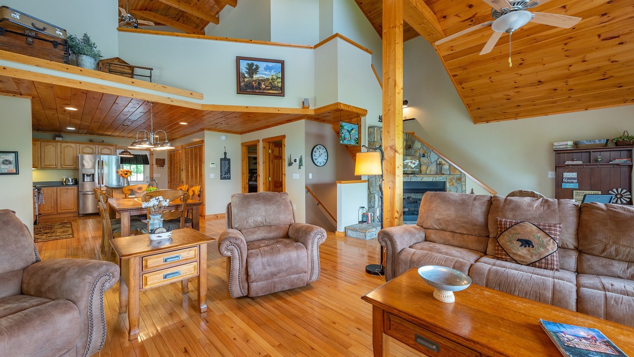 Photo of Bedroom in Spruce Pine