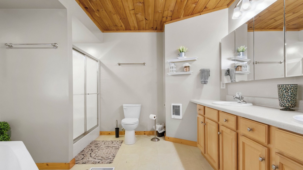 Photo of Bathroom in Spruce Pine