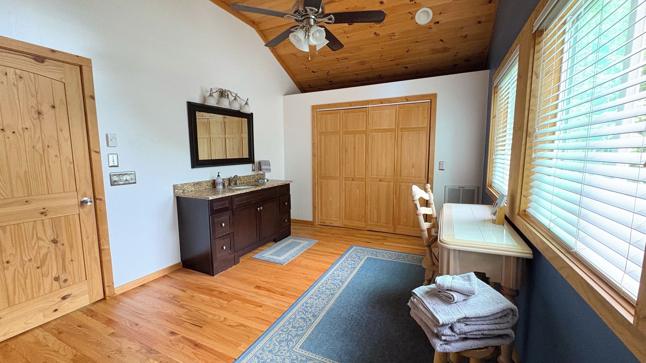 Photo of Bathroom in Charter Hills