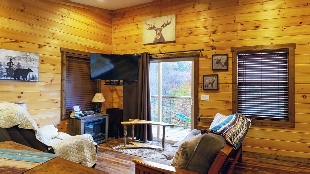 Photo of Livingroom in Whittier