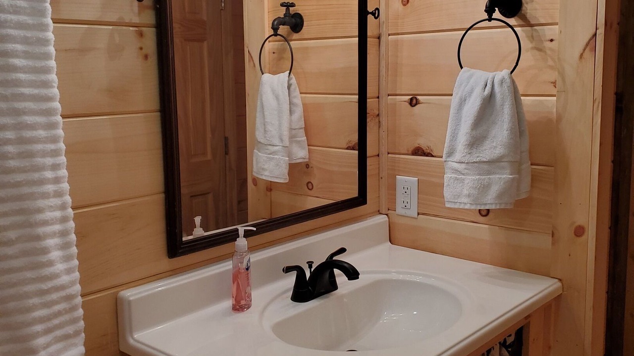 Photo of Bathroom in Whittier