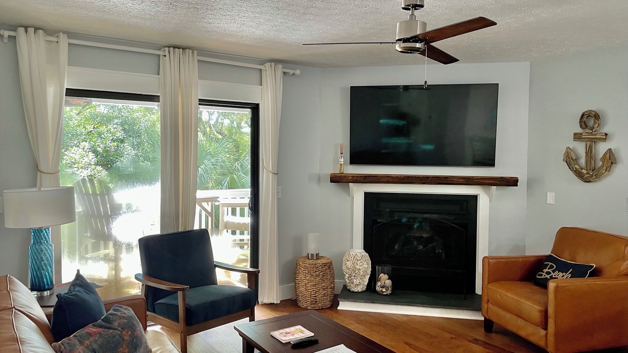 Photo of Livingroom in Bald Head Island