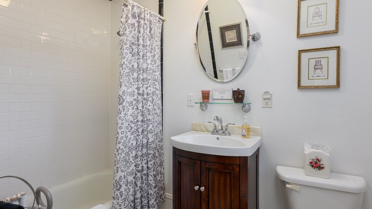 Photo of Bedroom in Asheville