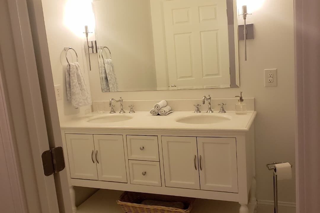 Photo of Bathroom in St. Stephens