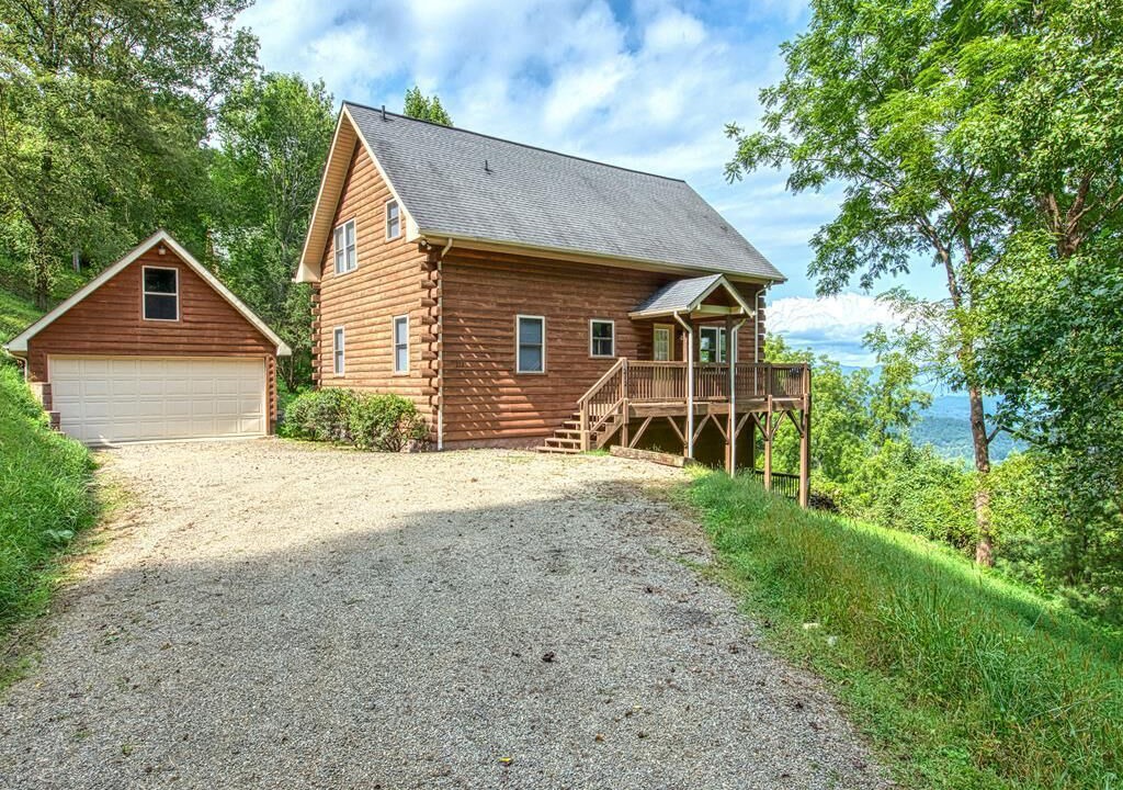 Photo of Outdoor in Waynesville
