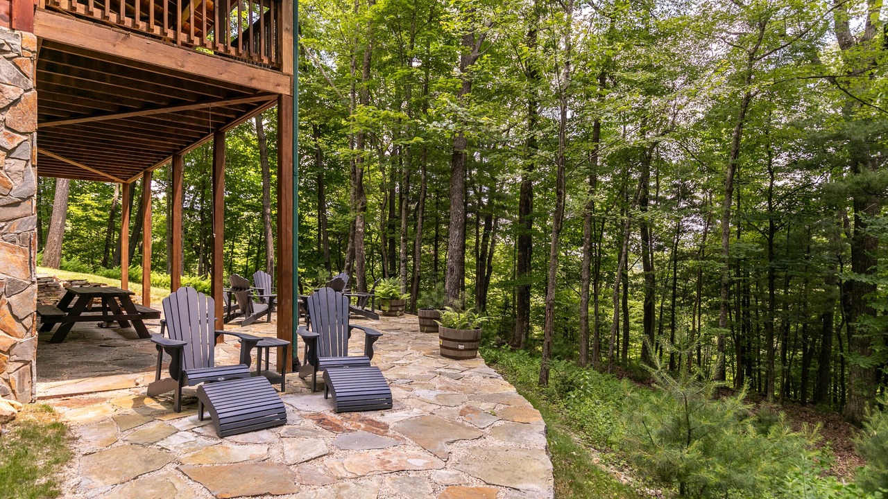 Photo of Patio Balcony in West Jefferson