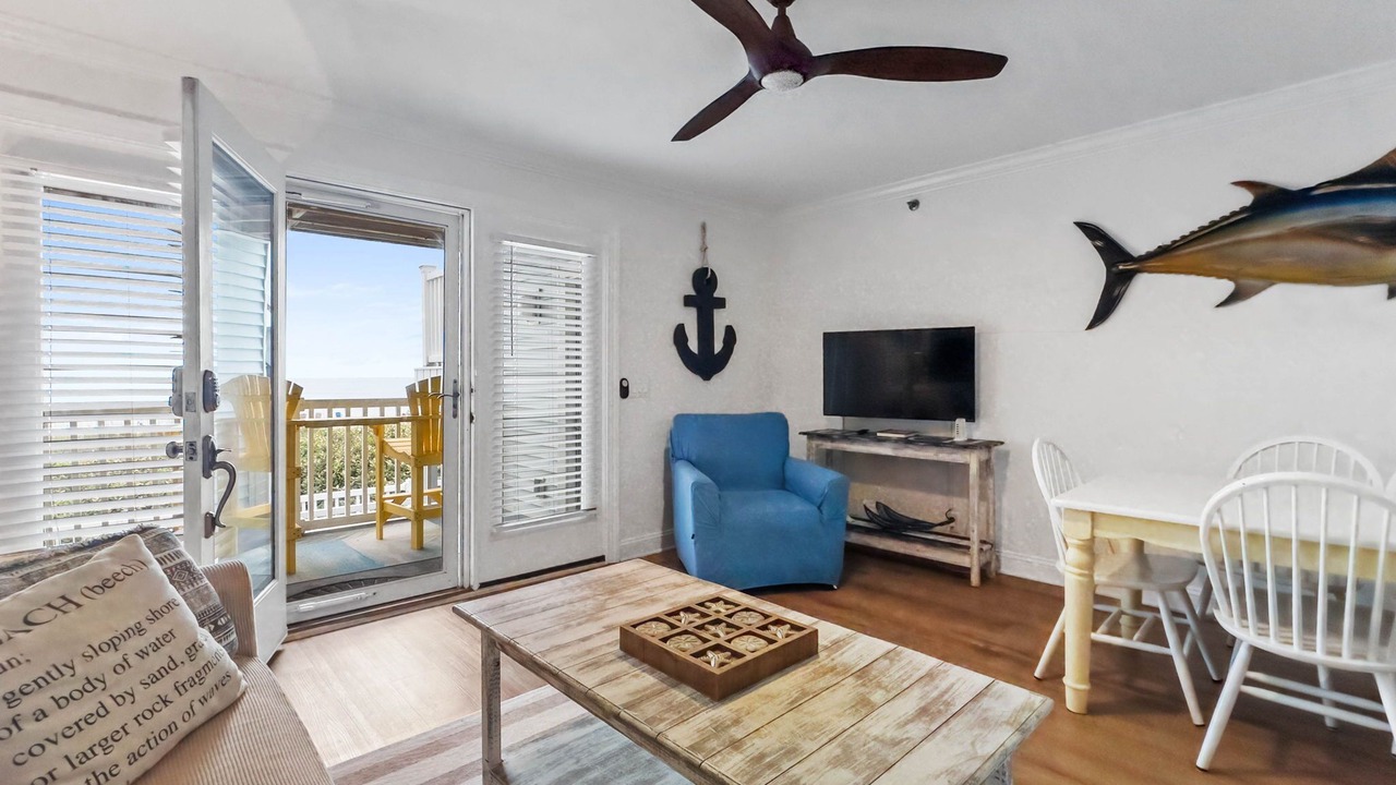 Photo of Livingroom in Ocean Isle Beach