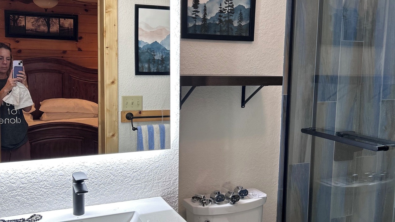 Photo of Bathroom in Wolf Laurel
