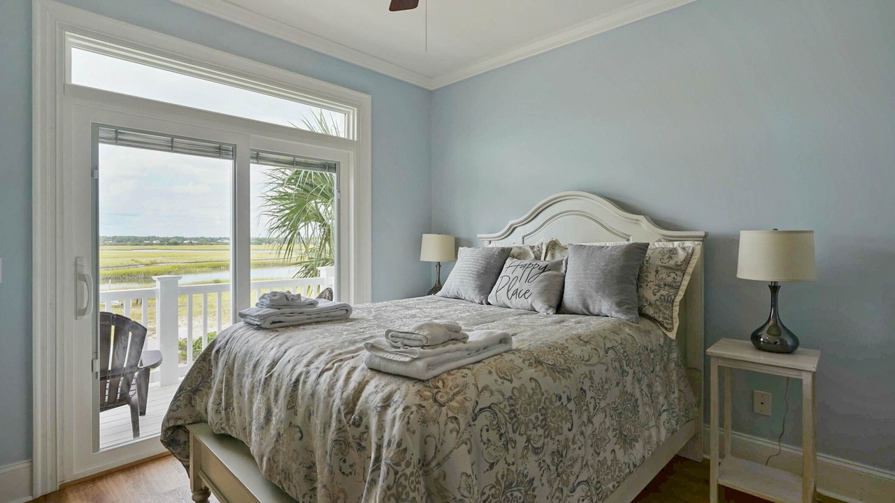 Photo of Bedroom in Sunset Beach