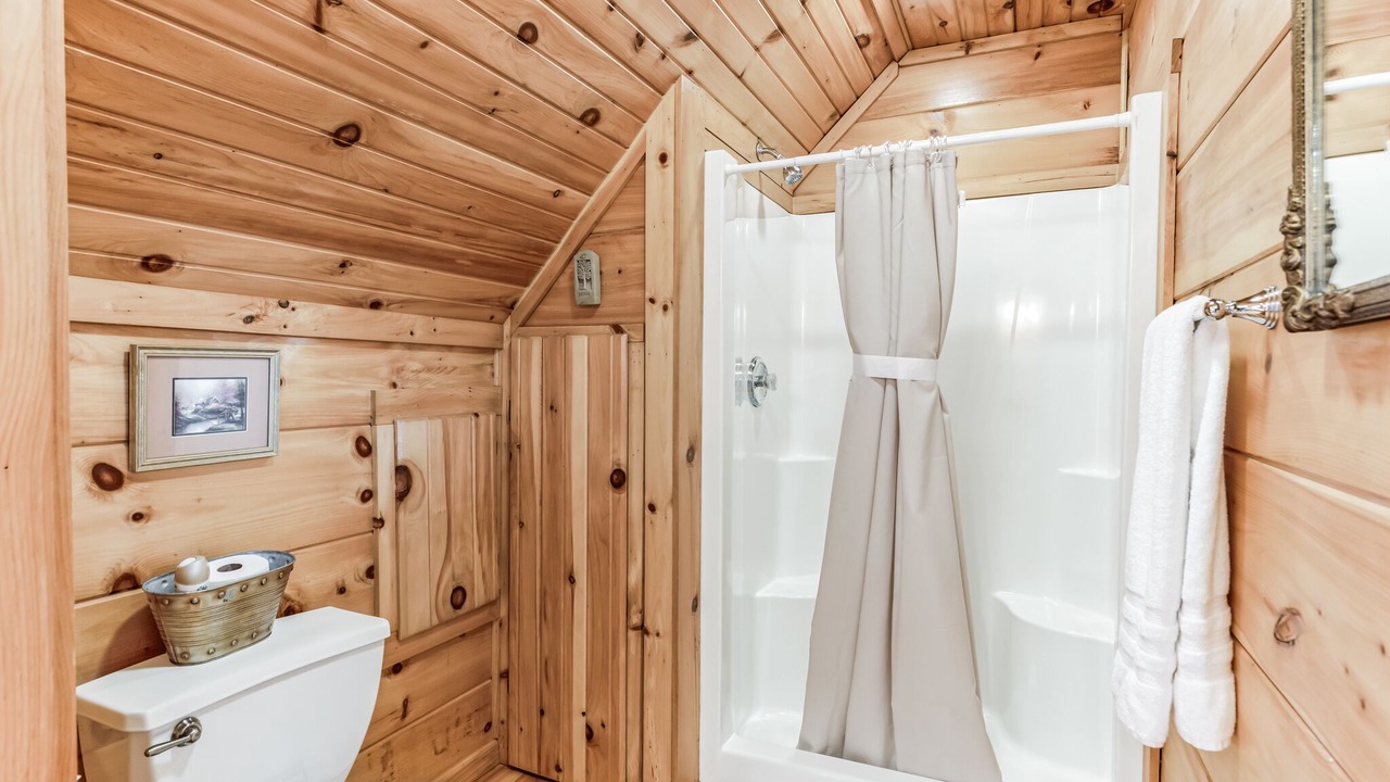 Photo of Bathroom in Lynn