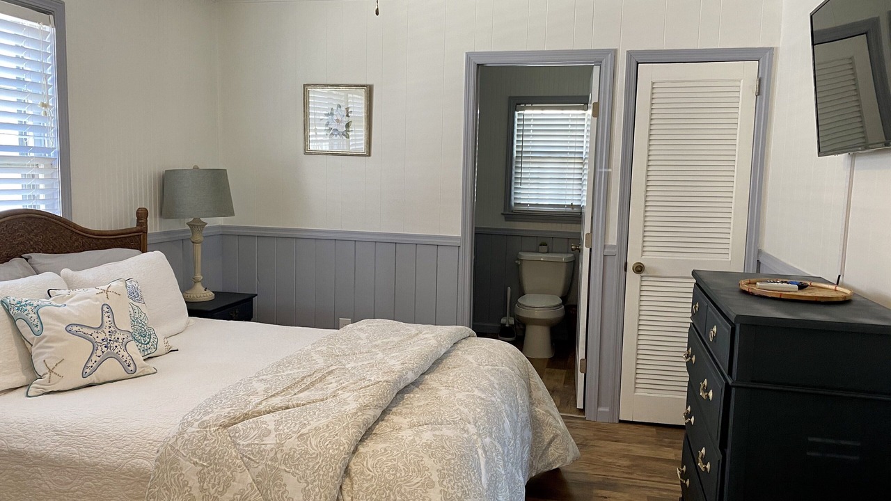 Photo of Bedroom in Ash