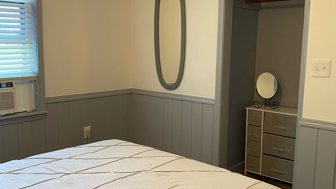 Photo of Bedroom in Ash
