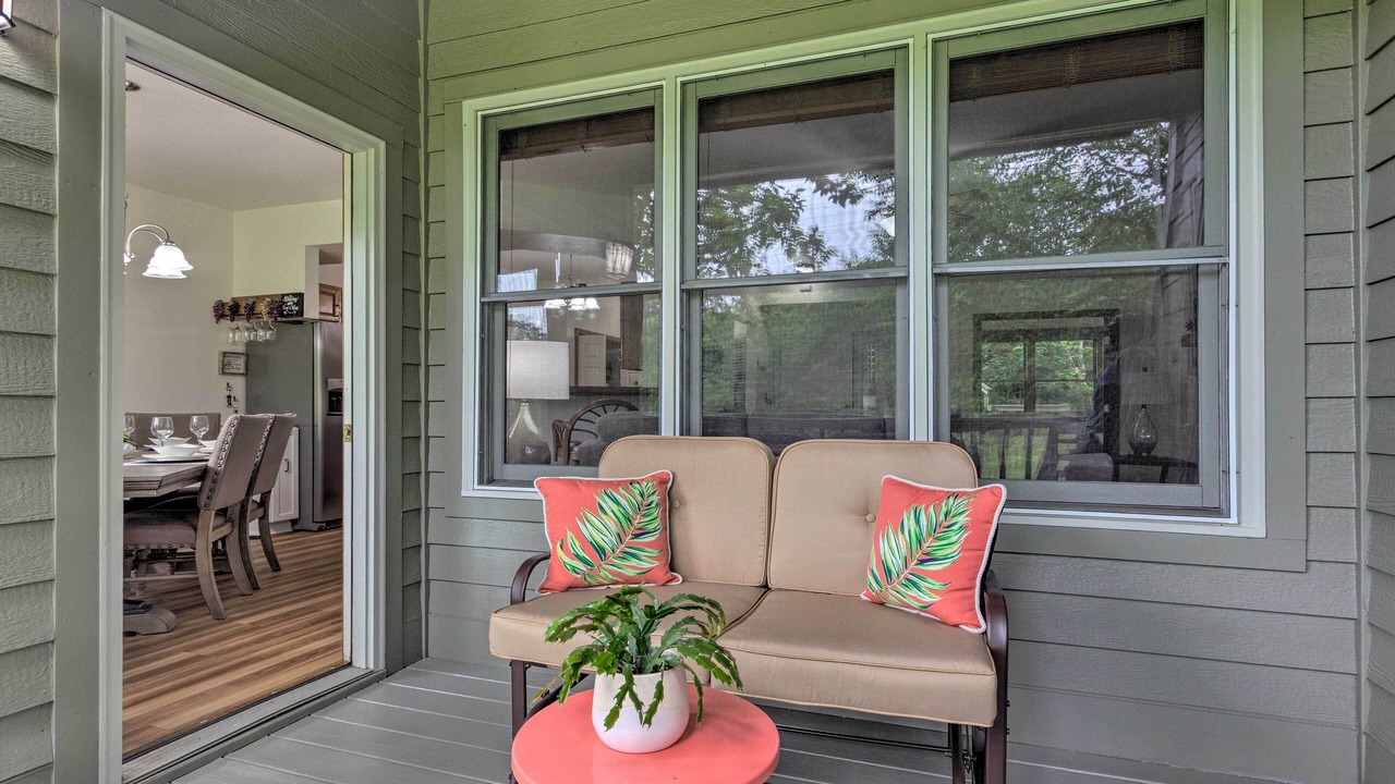 Photo of Patio Balcony in Mountain Air