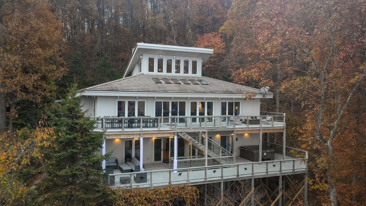 Photo of Outdoor in Swannanoa