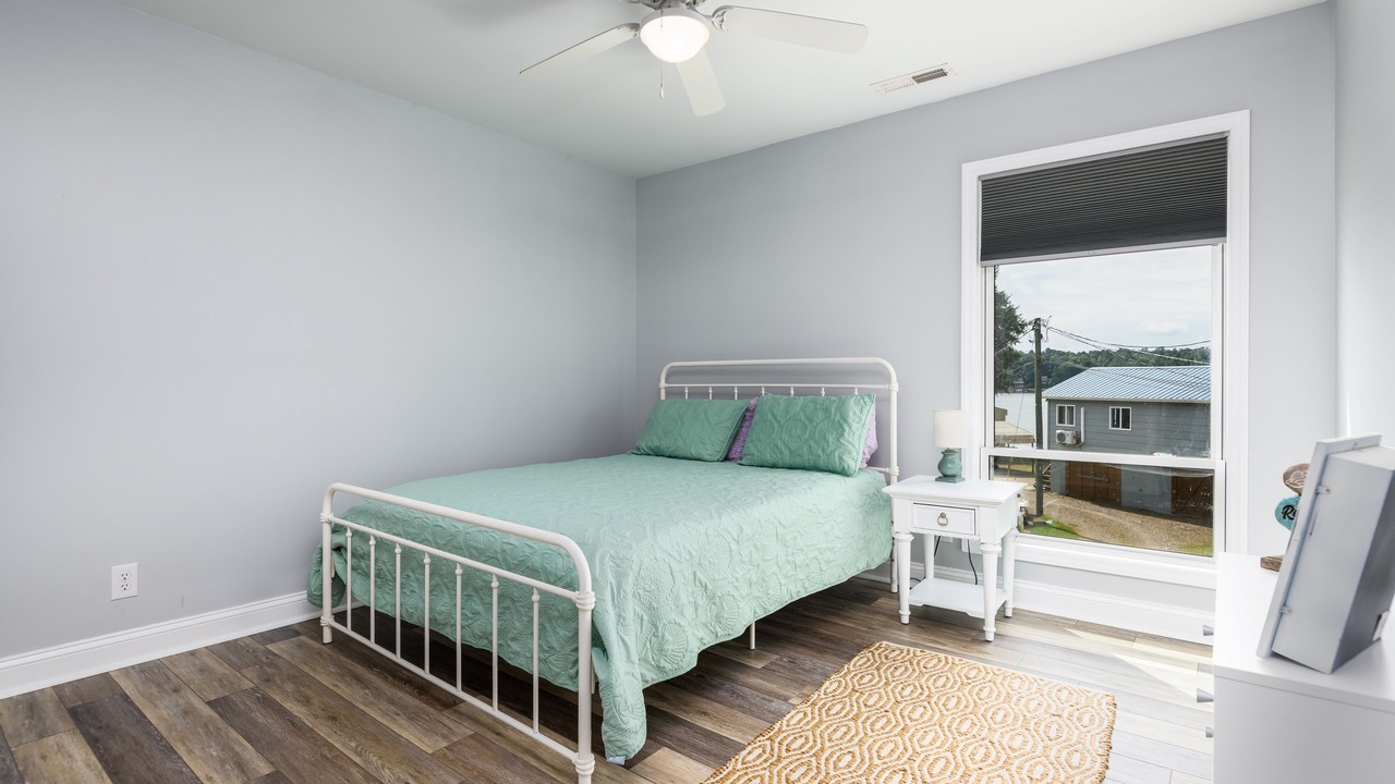 Photo of Bedroom in Claremont
