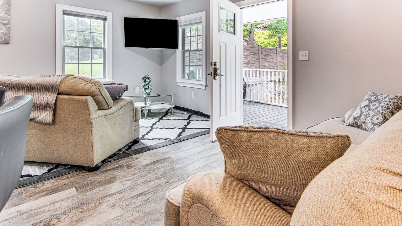 Photo of Livingroom in Weaverville