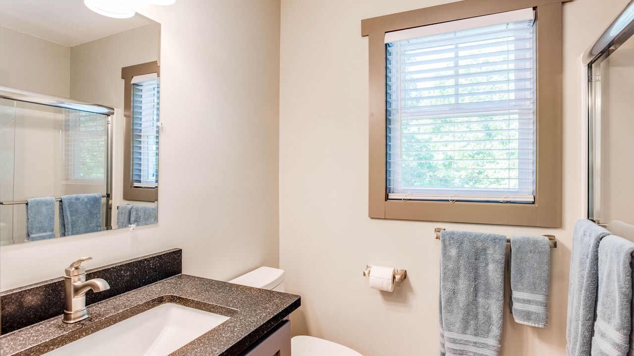 Photo of Bathroom in Valley Hill