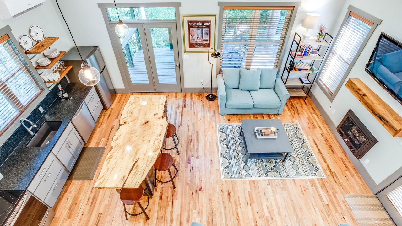Photo of Livingroom in Valley Hill