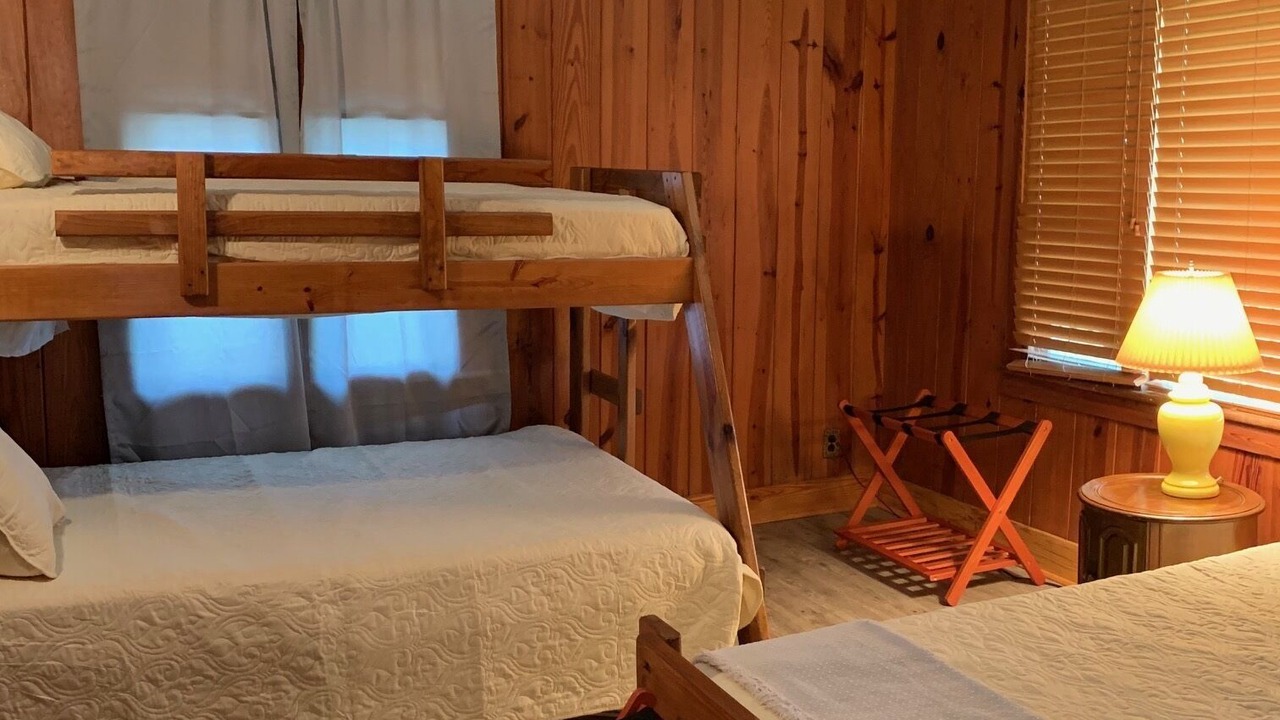 Photo of Bedroom in Lake Waccamaw