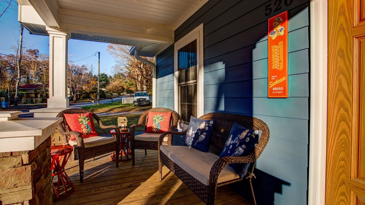 Photo of Outdoor in Oakley