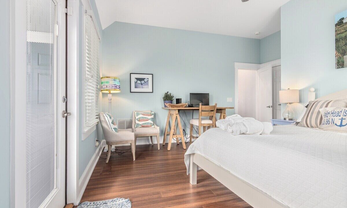 Photo of Bedroom in Flora's Bluff