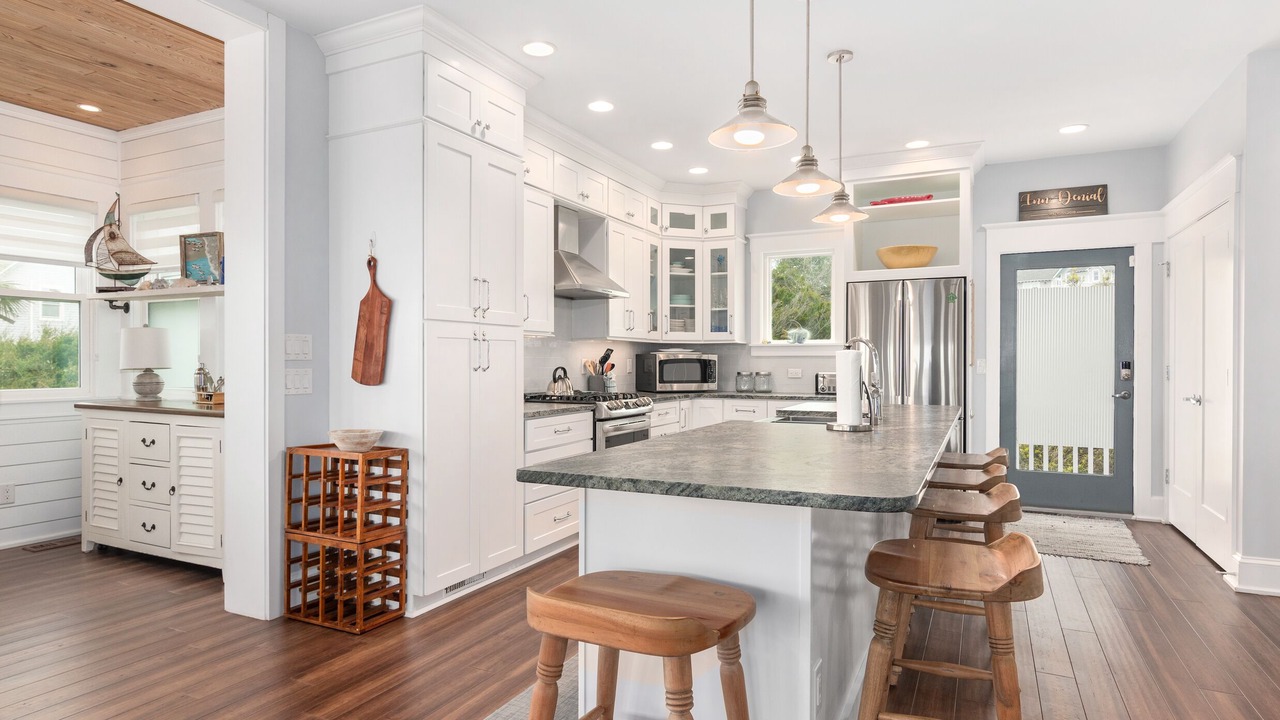 Photo of Kitchen in Flora's Bluff