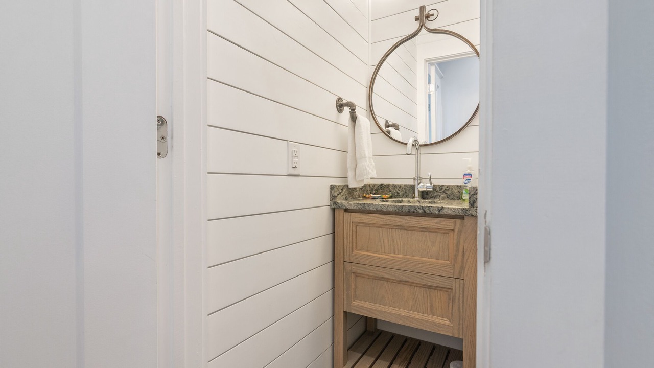 Photo of Bathroom in Flora's Bluff