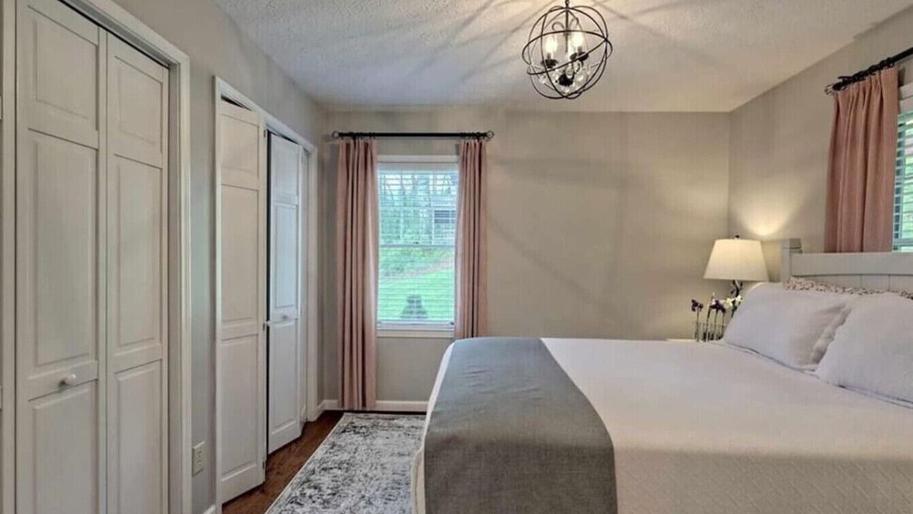 Photo of Bedroom in Cullowhee