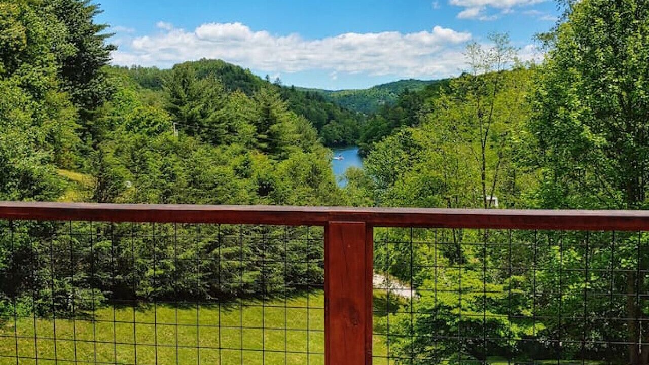 Photo of Patio Balcony in Cullowhee
