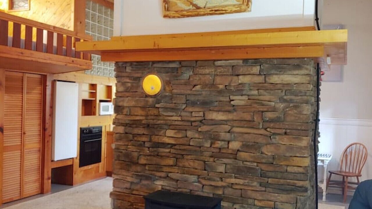 Photo of Livingroom in Cullowhee