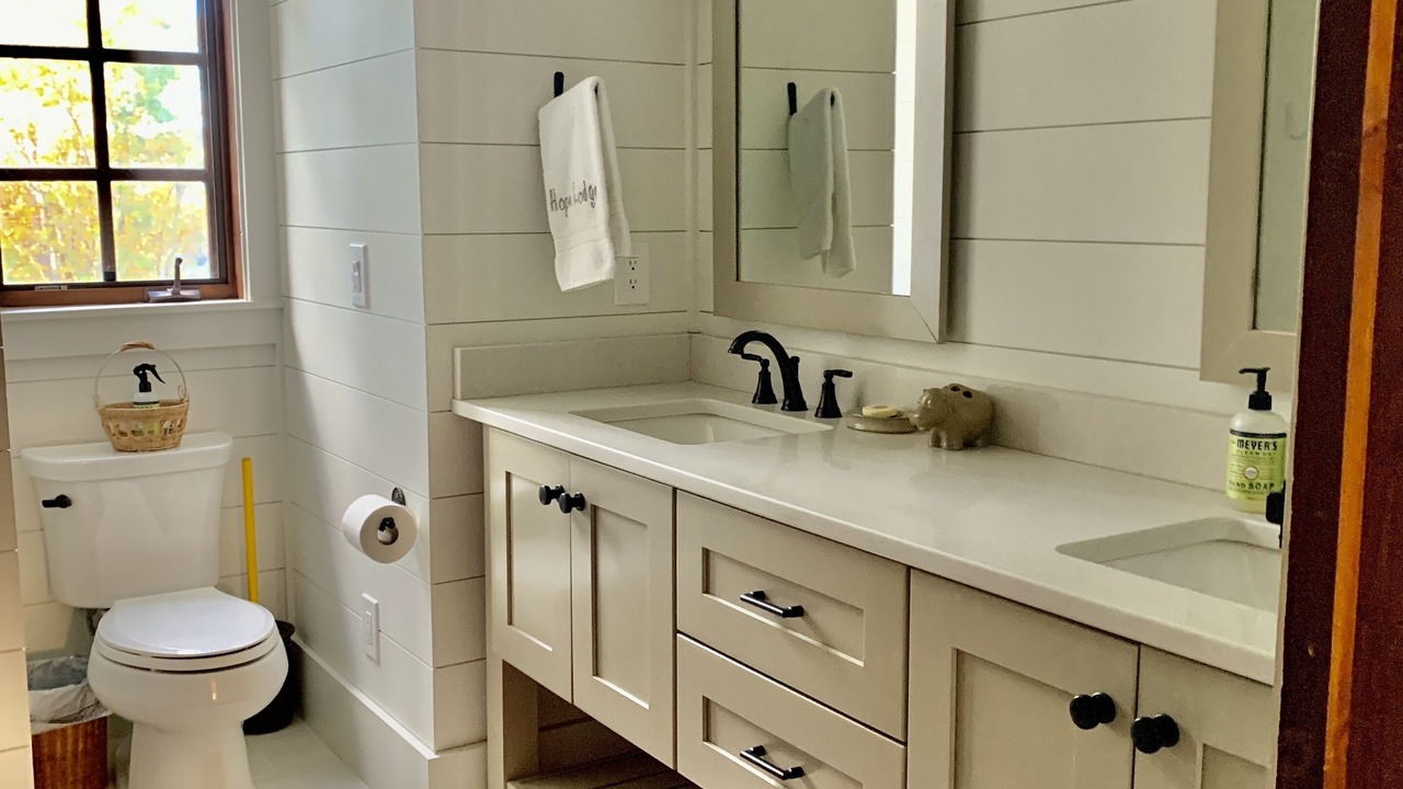 Photo of Bathroom in Cashiers