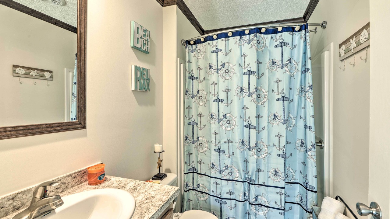 Photo of Bathroom in Harkers Island