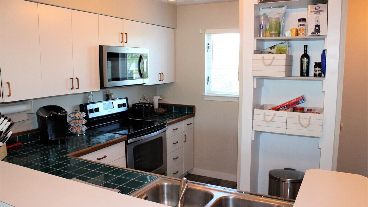 Photo of Kitchen in Manteo