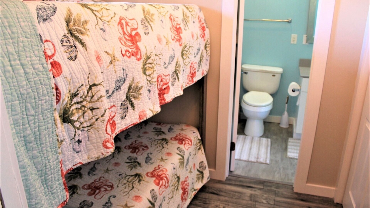 Photo of Bathroom in Manteo