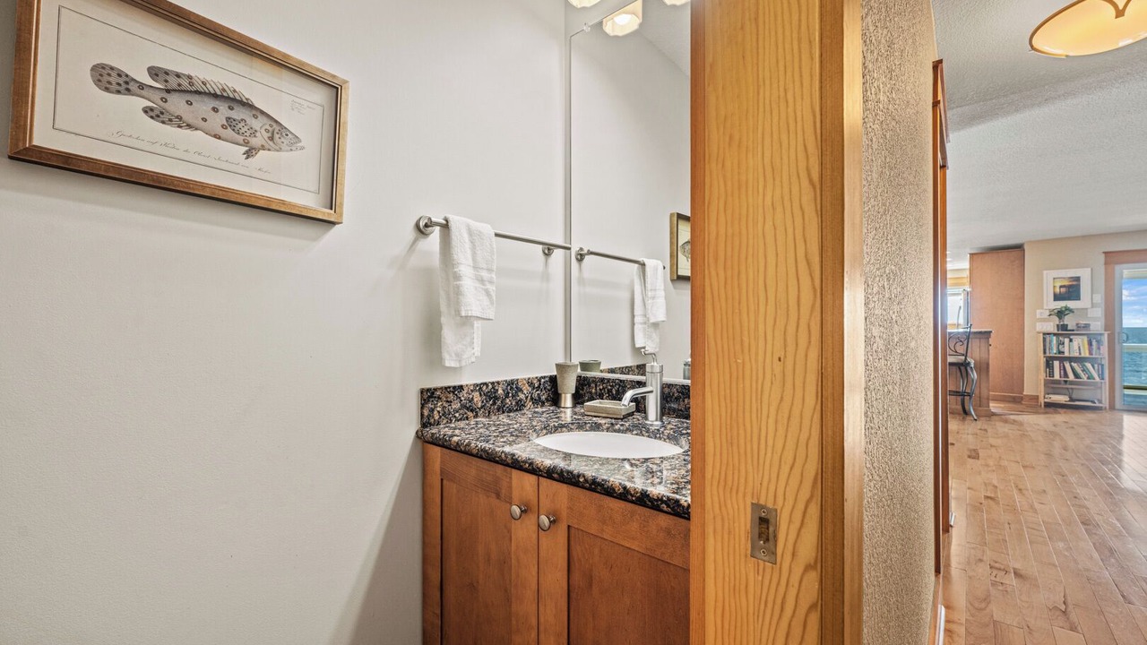 Photo of Bathroom in Colington