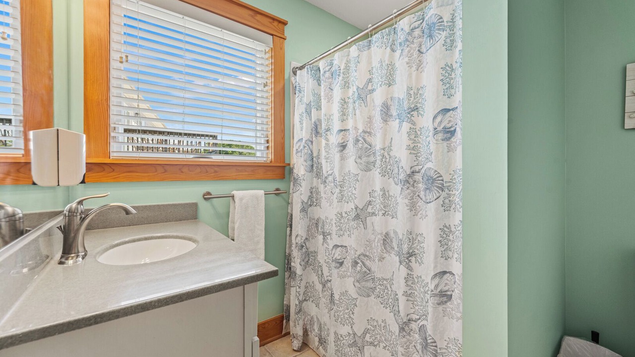 Photo of Bathroom in Colington