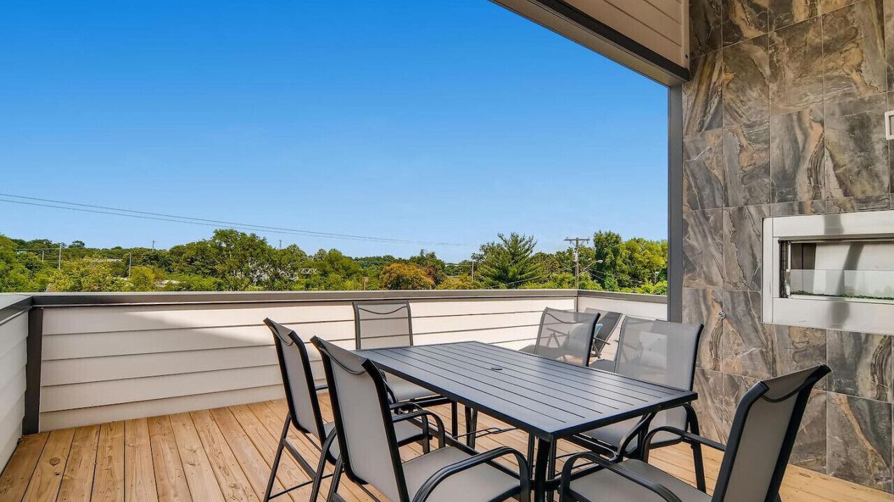 Photo of Outdoor in Berry Hill