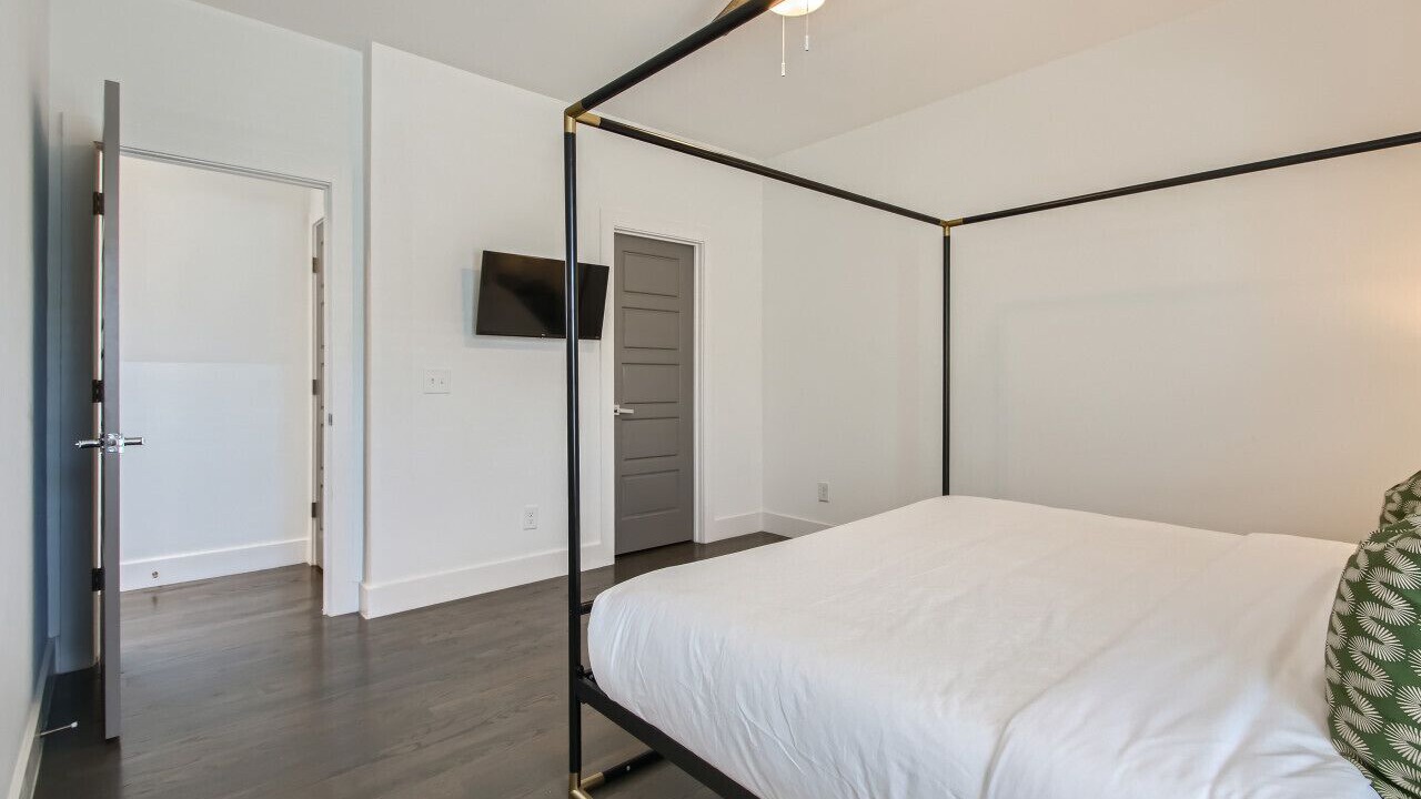 Photo of Bedroom in Berry Hill