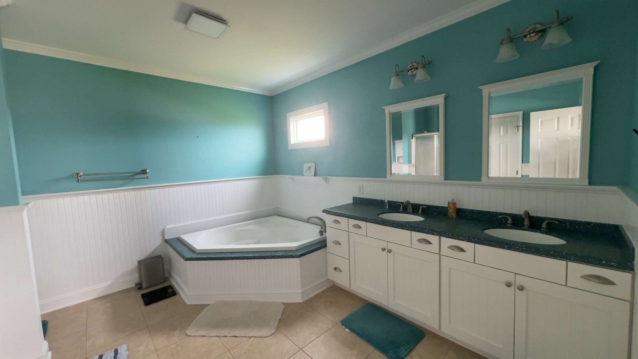 Photo of Bathroom in Sealevel