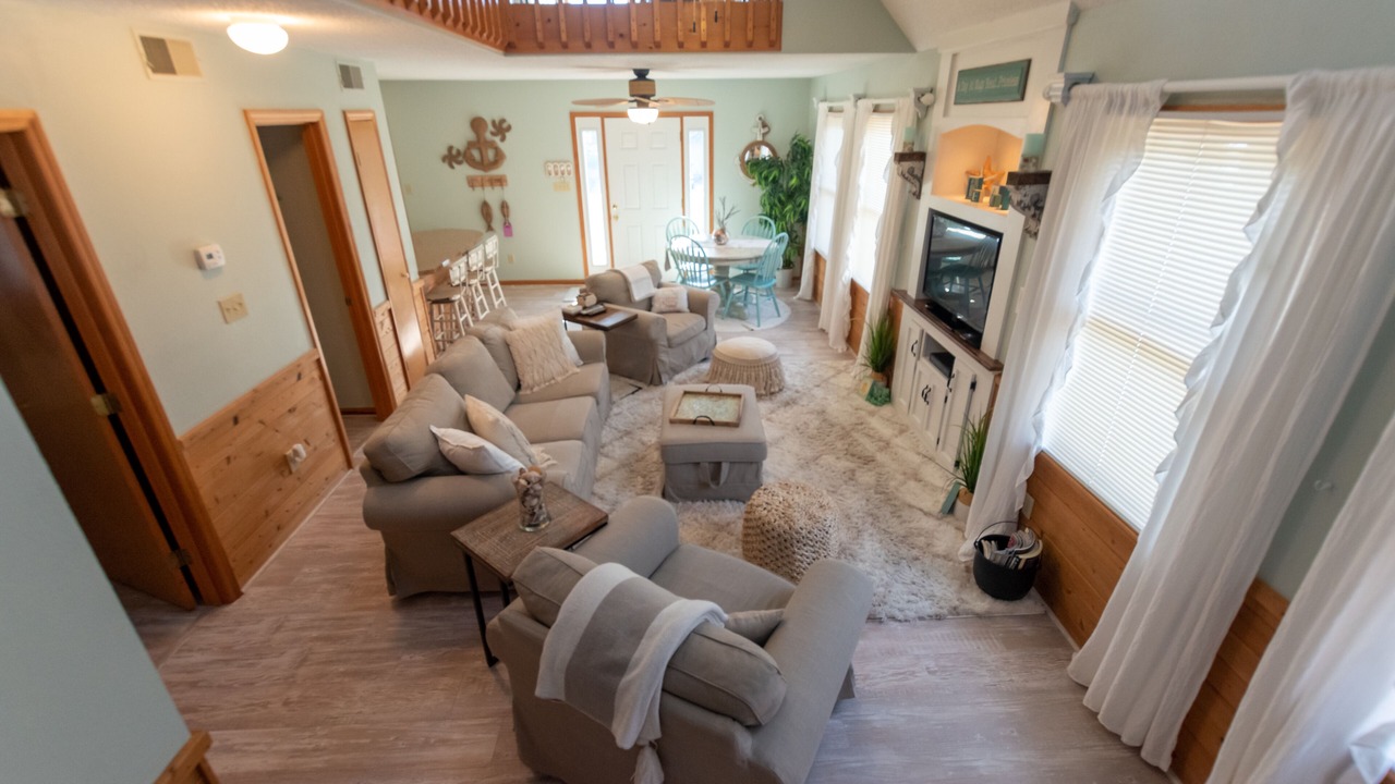 Photo of Livingroom in Colington