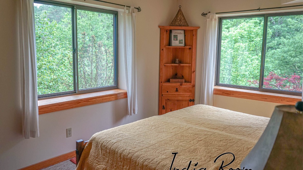 Photo of Bedroom in Asheville
