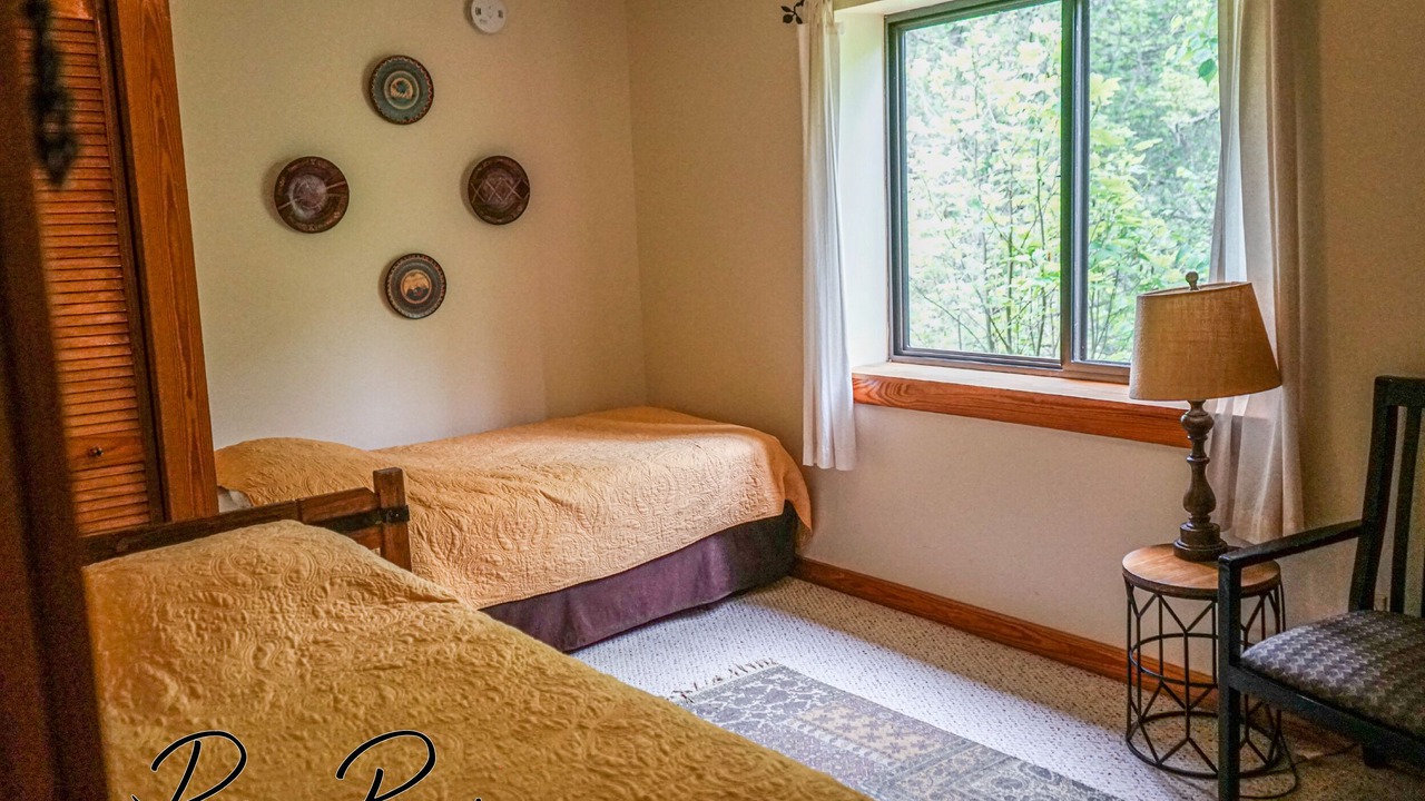 Photo of Bedroom in Asheville
